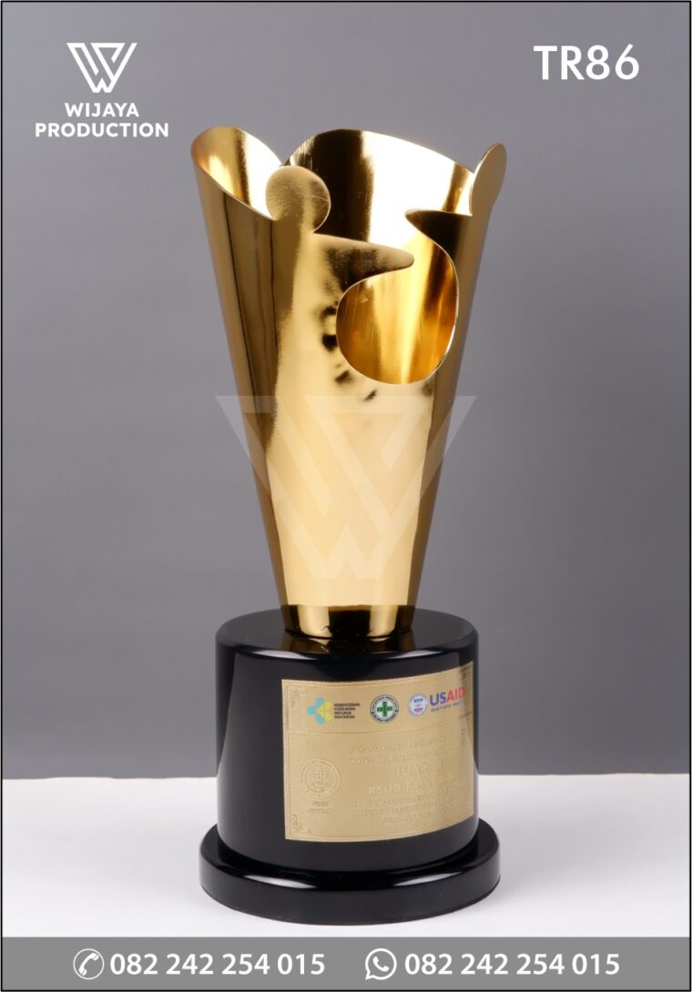 Piala Persi Award
