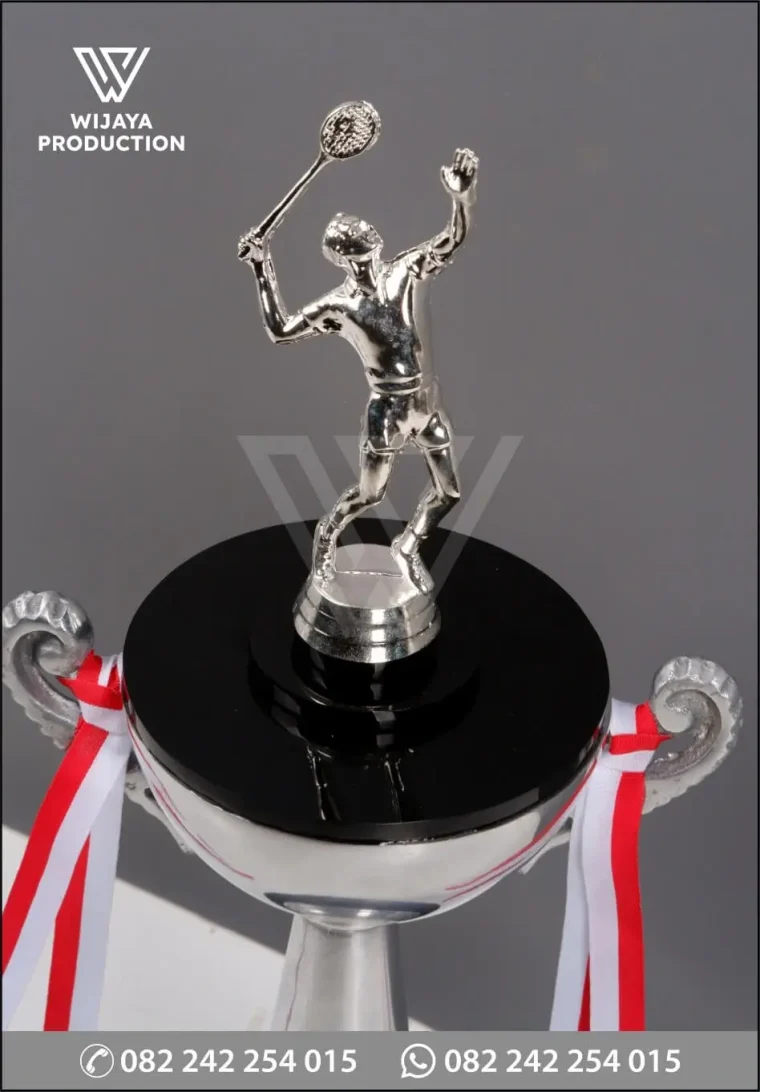 Piala Bergilir Ganda Putra Gaia Cosmo