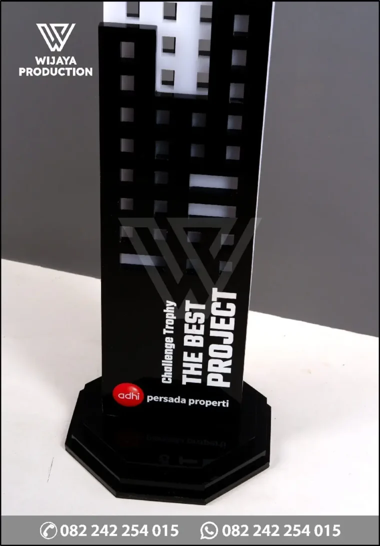 Detail TR197 Trophy Challenge The Best Project Adhi Persada Properti