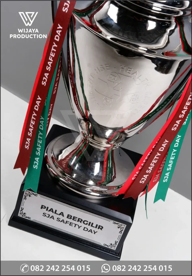 Detail TR208 Piala Bergilir SJA Safety Day